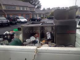 Best Construction Debris Removal  in Sylvan Lake, MI